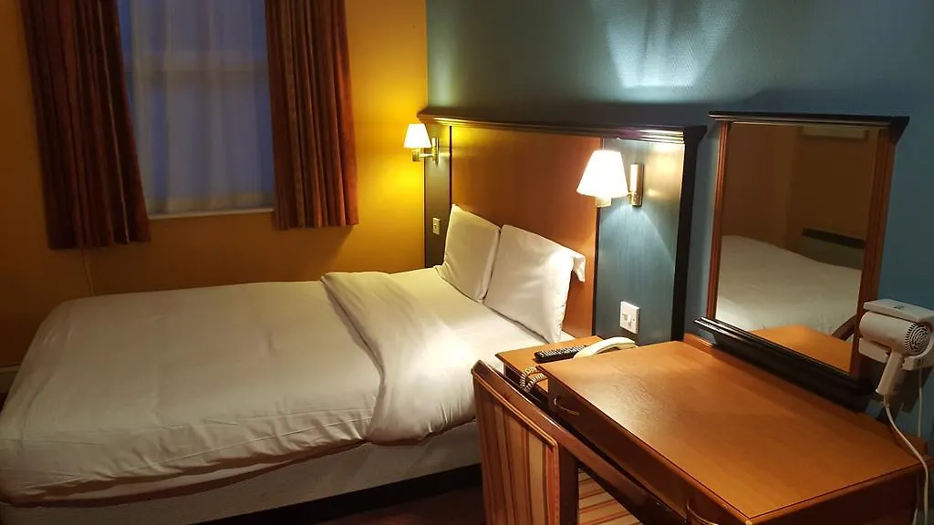 Chatsworth Hotel-1